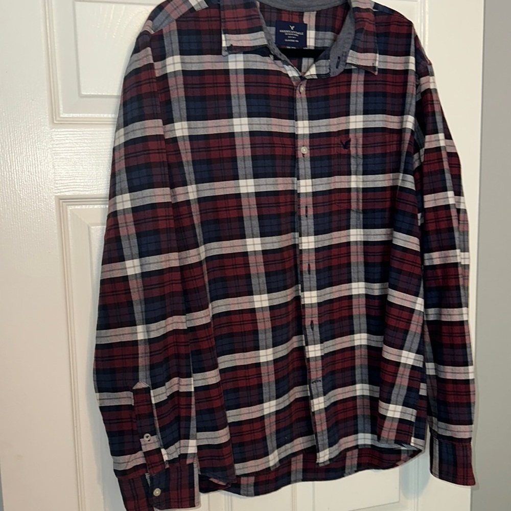 American Eagle 🦅 shirt